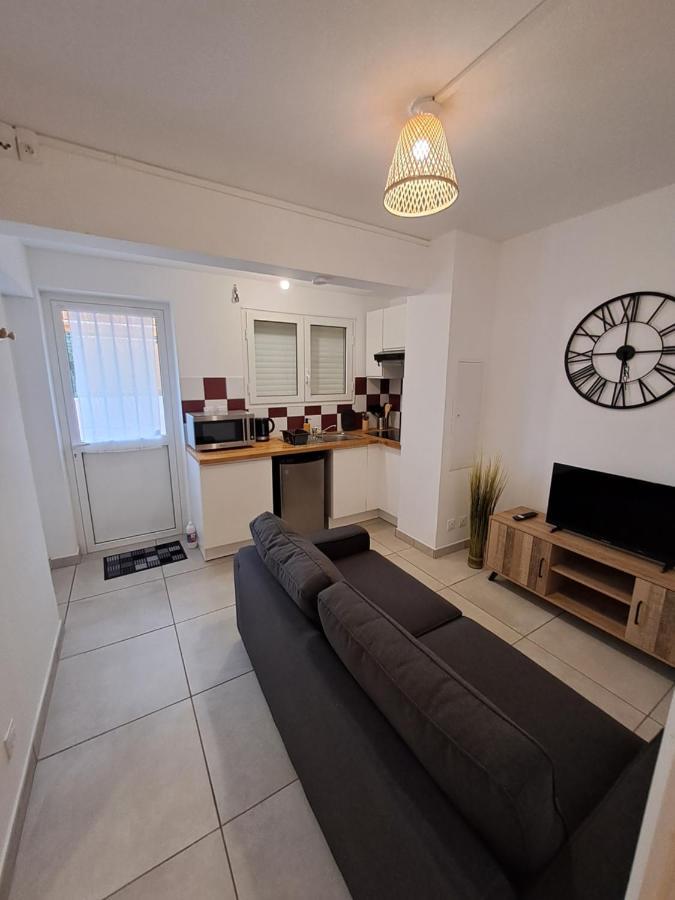Logement Cosy T2, Centre Ville De Saint-Pierre Exterior foto