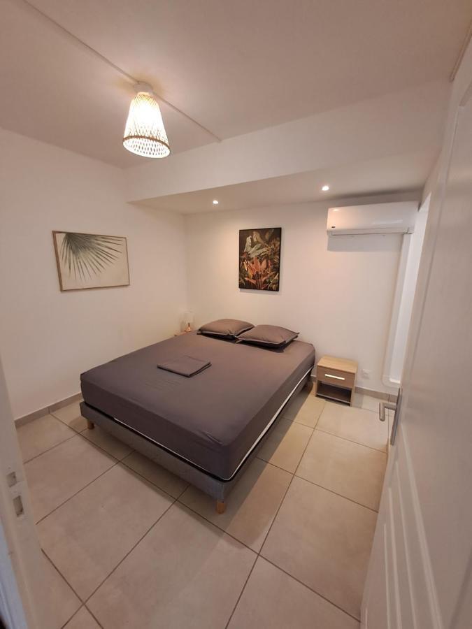 Logement Cosy T2, Centre Ville De Saint-Pierre Exterior foto
