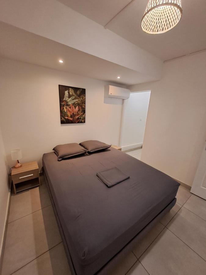 Logement Cosy T2, Centre Ville De Saint-Pierre Exterior foto